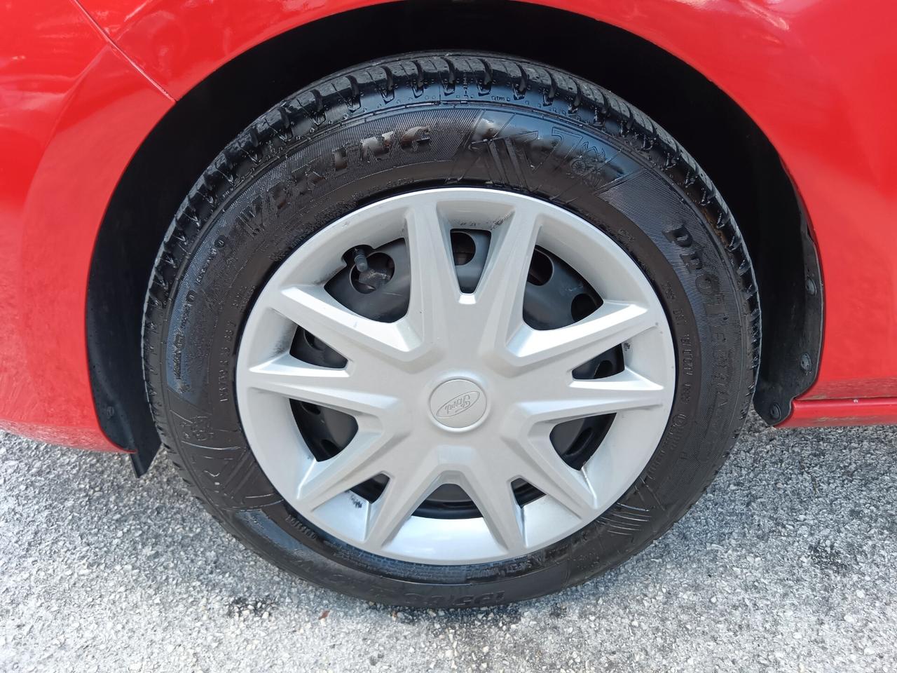 Ford Fiesta 1.5 TDCI 86CV PLUS NEOPATENTATI