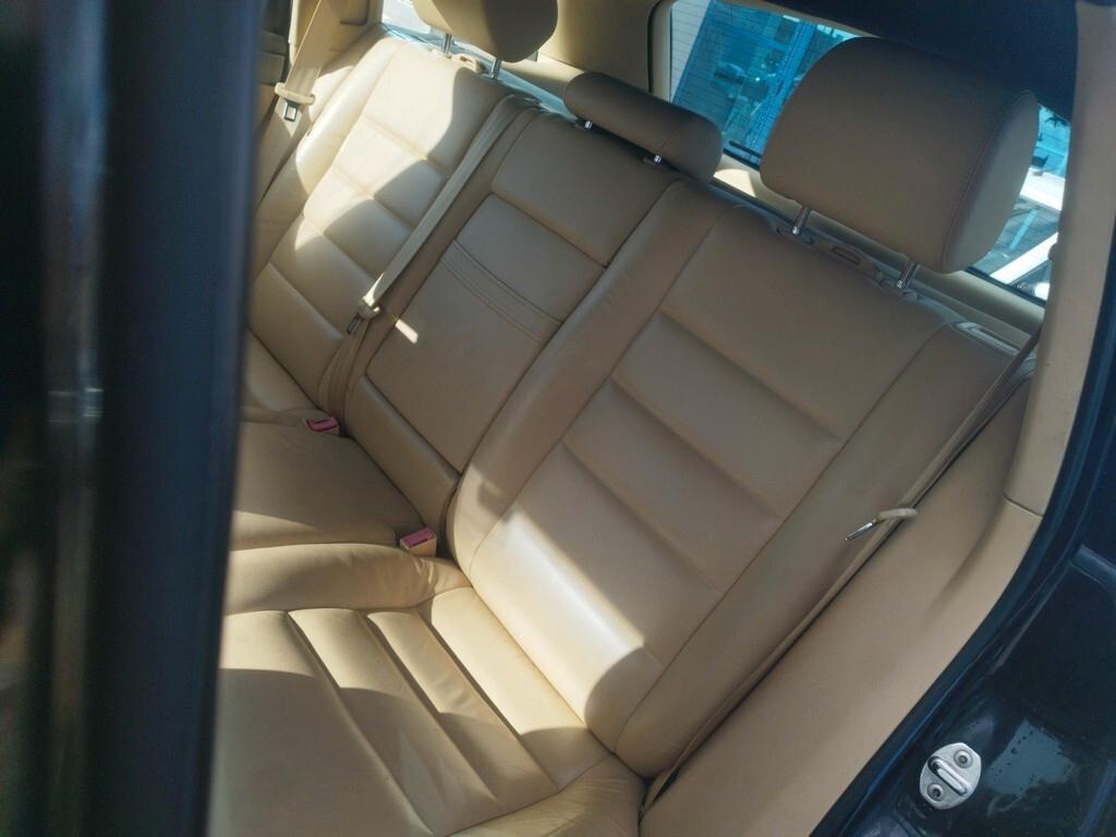 Volkswagen Touareg 2.5 R5 TDI con cambio manuale e ridotte - iscritto ASI