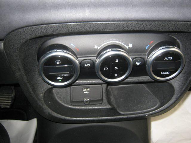 FIAT 500L 0.9 TwinAir Turbo Natural Power Panoramic Edition