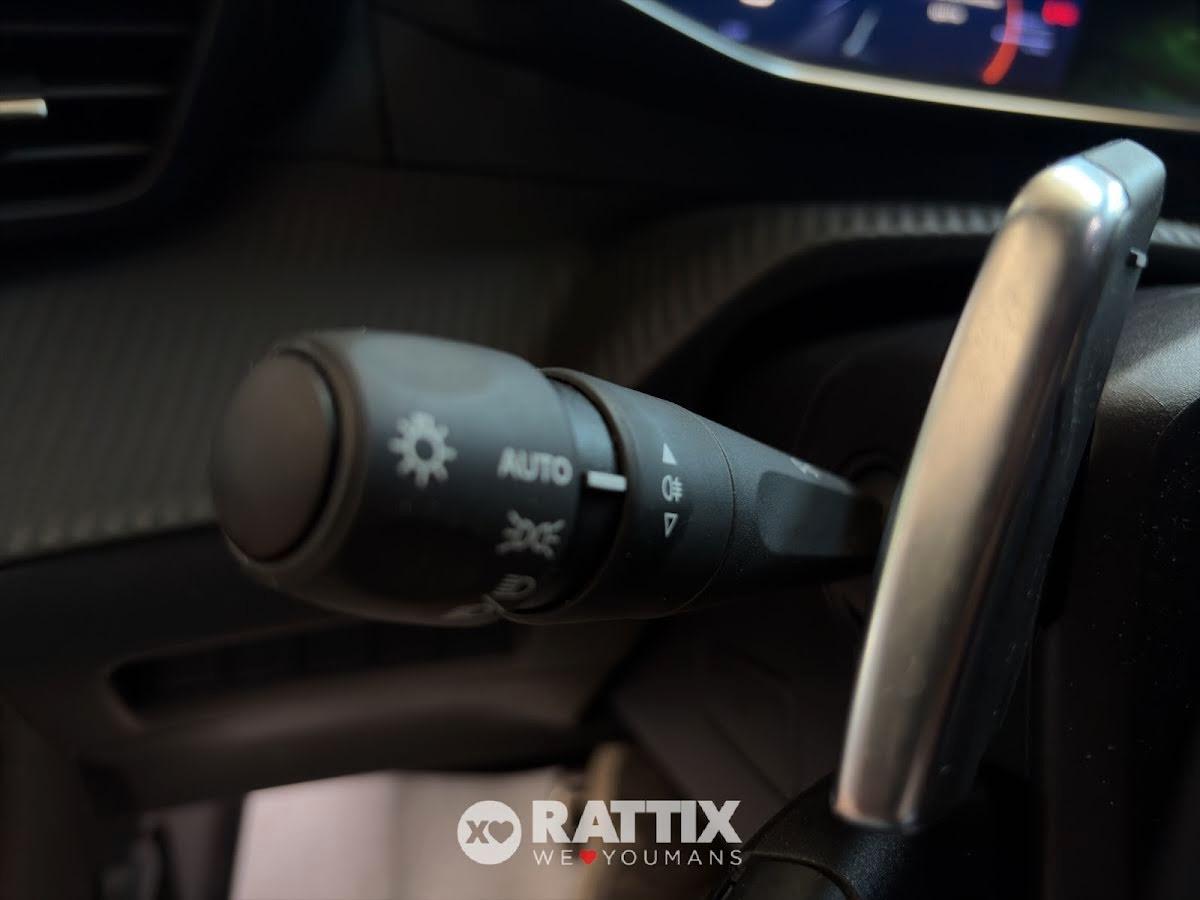 Peugeot 208 1.2 hybrid 110CV GT e-dcs6