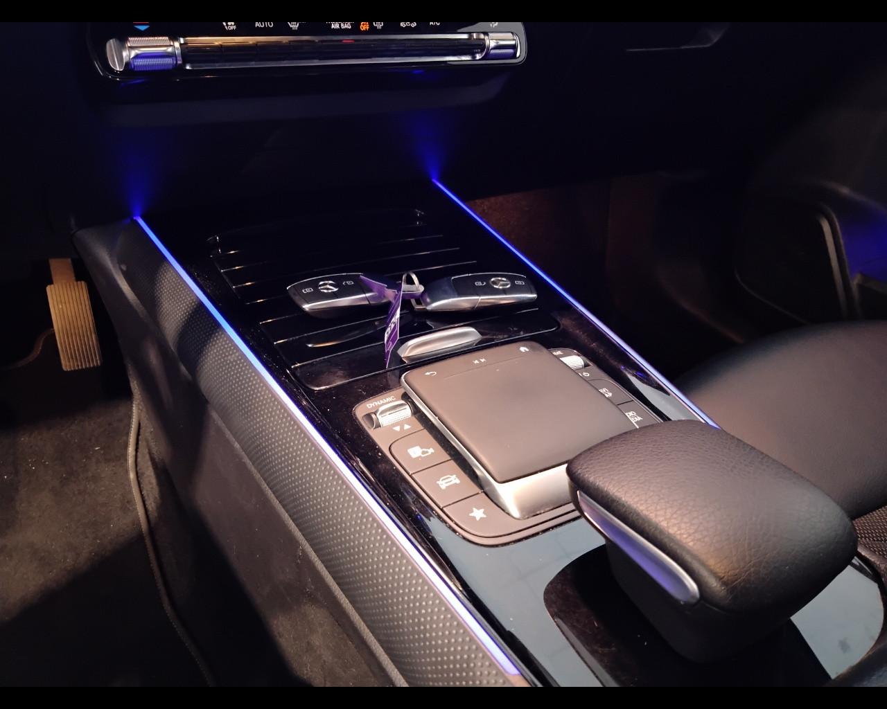 Mercedes-Benz GLA-H247 2020 - GLA 180 Sport auto