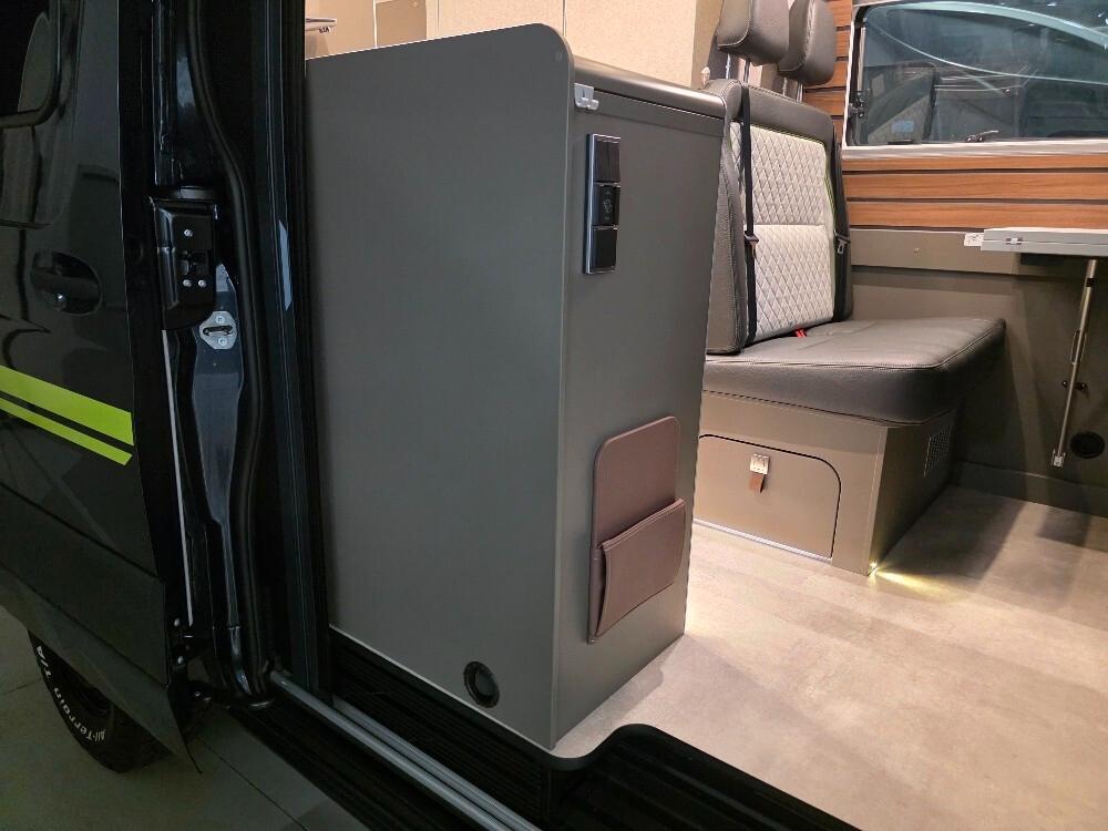 CAMPER VAN HYMER GRAND CANYON S CROSSOVER