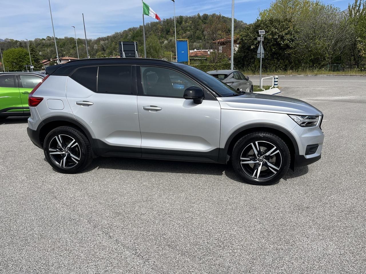 VOLVO XC 40 D4 AWD 2000 D 190CV R.LINE