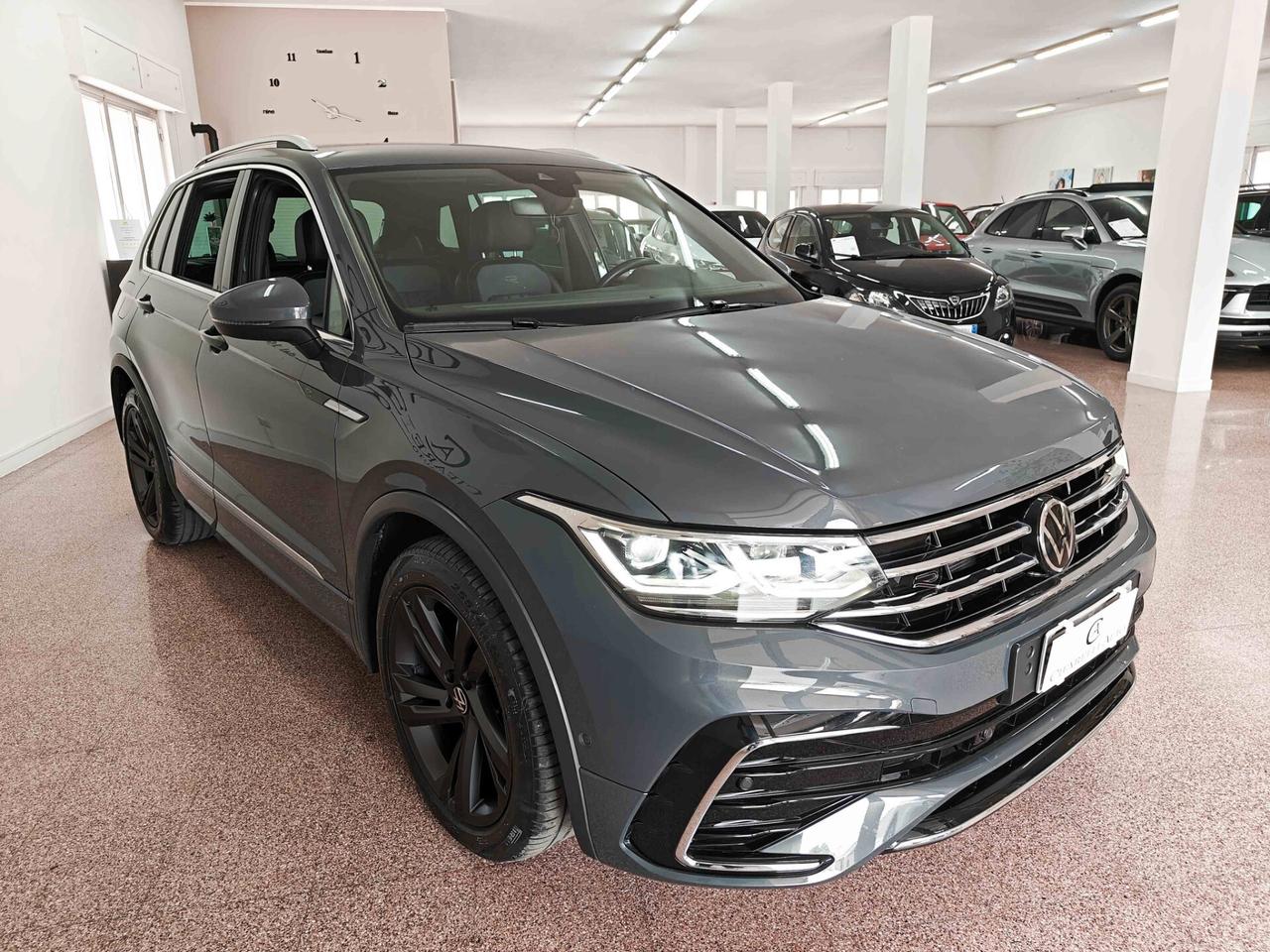 Volkswagen Tiguan 2.0 TDI 150 CV SCR DSG R-Line