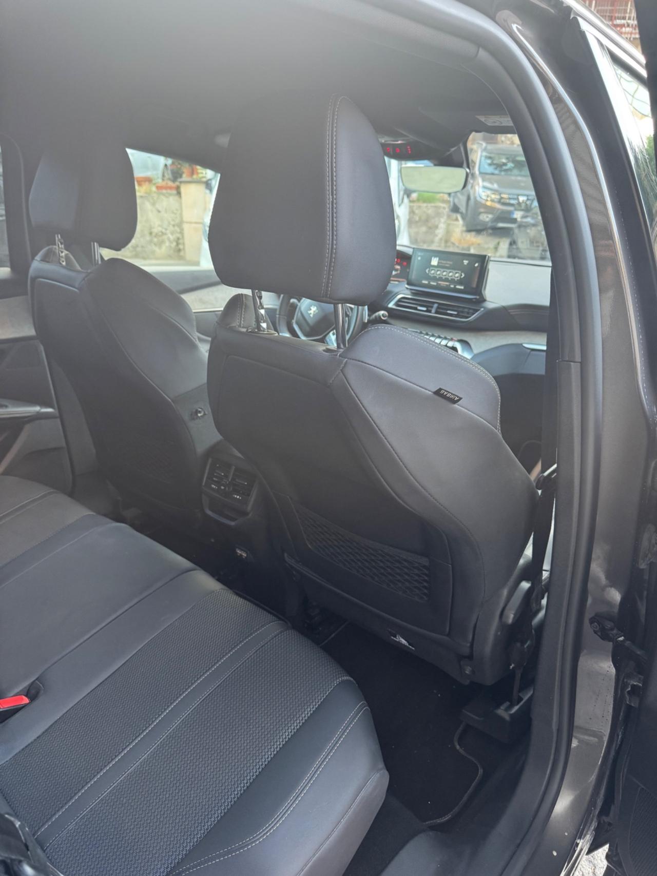 Peugeot 3008 Hybrid 136 e-DCS6 GT
