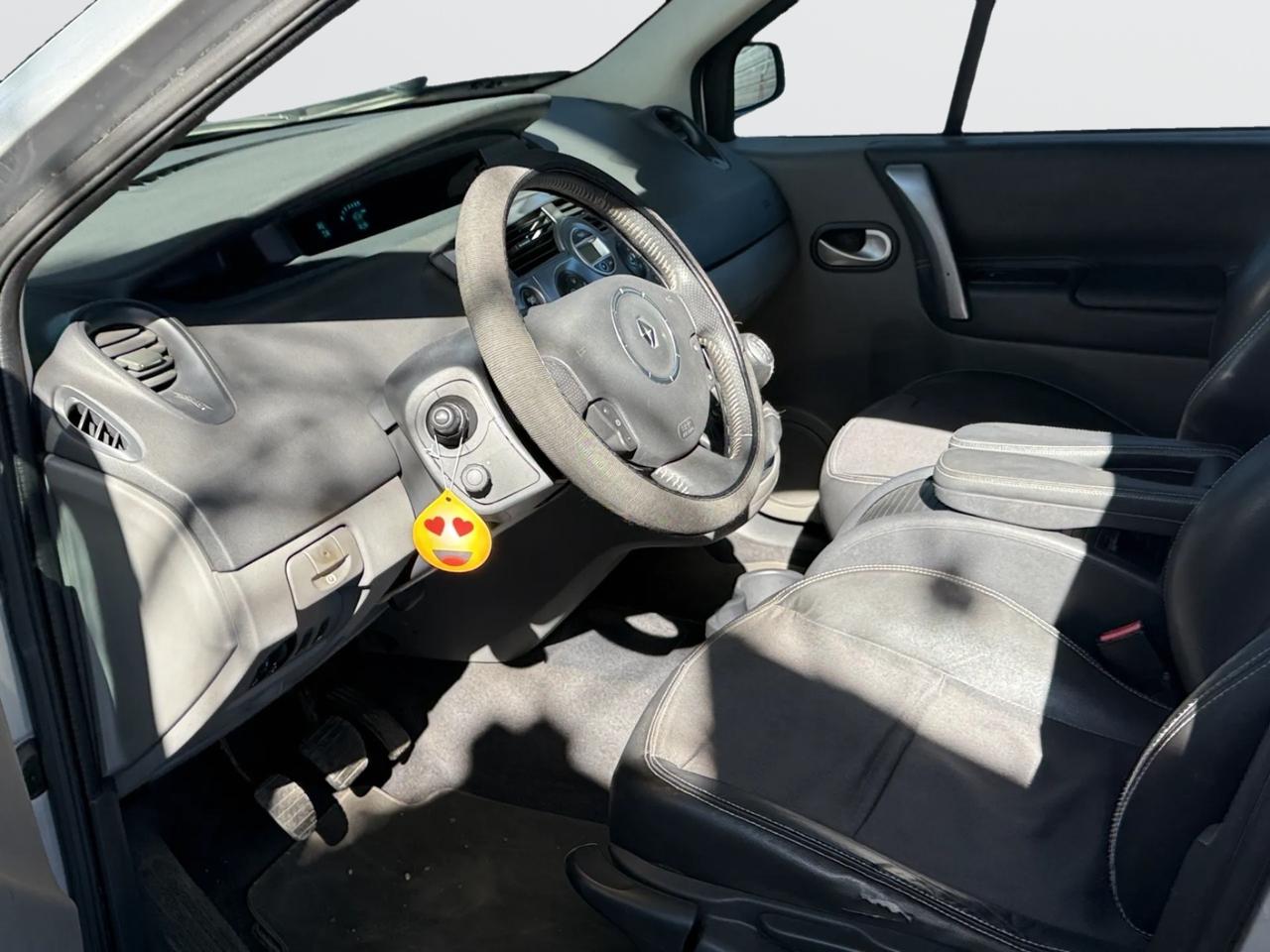 RENAULT SCENIC 1.9 DCI 130 CV*NAVIGATORE*PELLE*