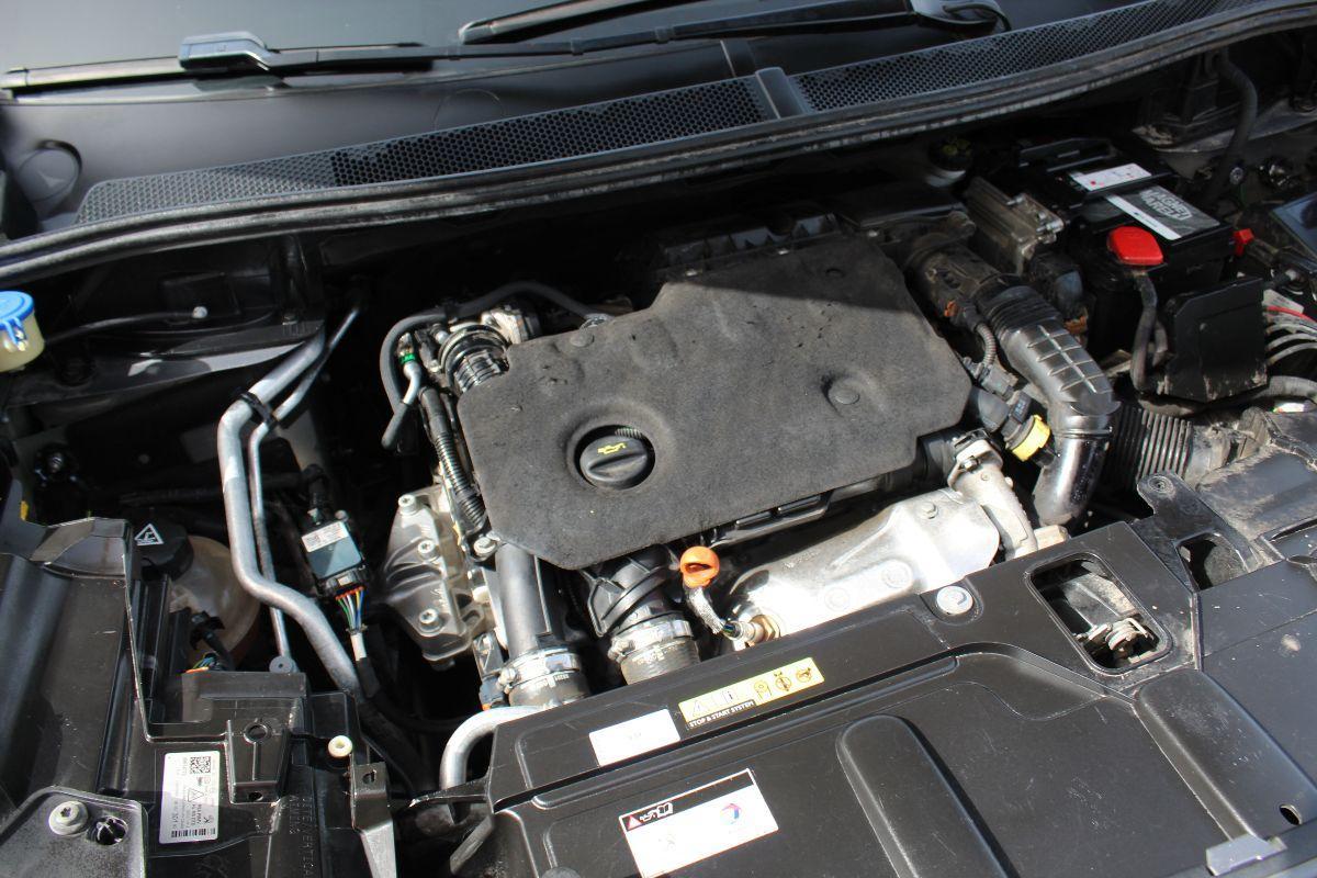 PEUGEOT - 3008 - BlueHDi 130 EAT8 S&S Allure