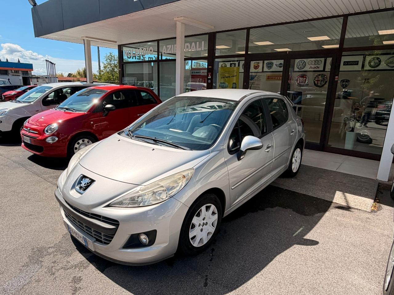 Peugeot 207 1.4 8V 75CV 5p. X Line