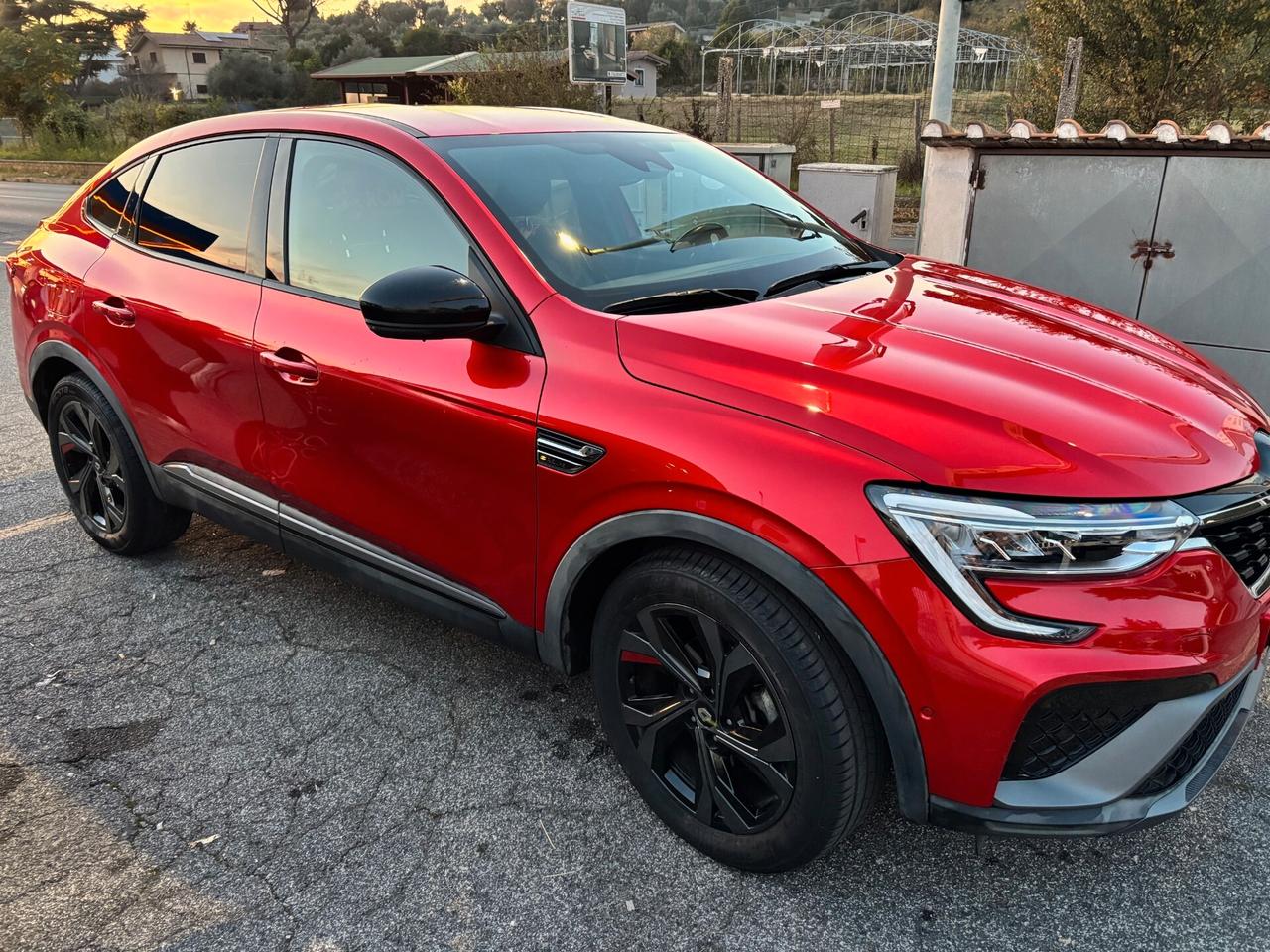 Renault Arkana Hybrid E-Tech 145 CV R.S. Line, STUPENDA, SEDILI ELETTRICI, TELECAMERA, CERCHIO 18!!!