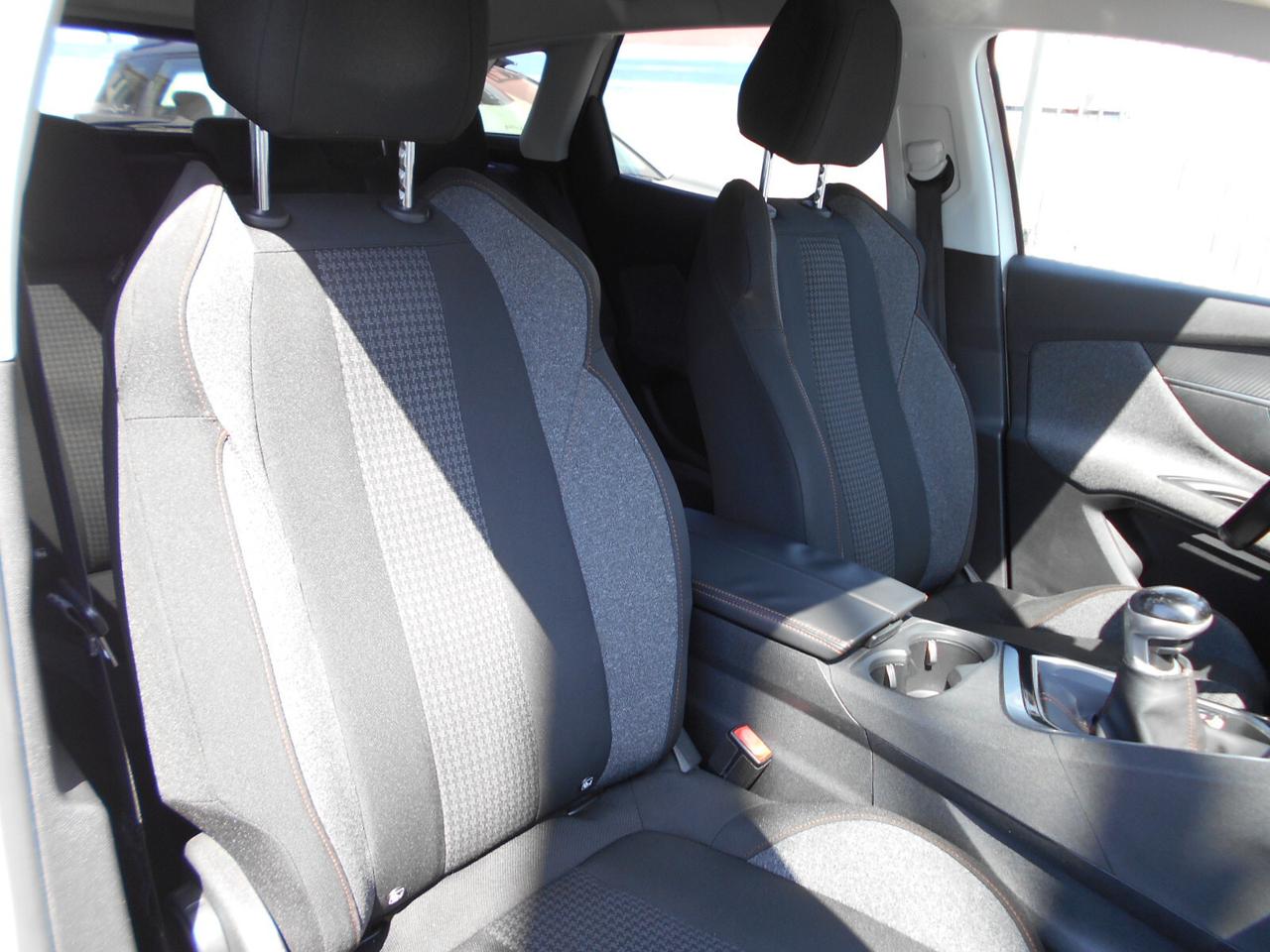 Peugeot 3008 BlueHDi 130 S&S Active