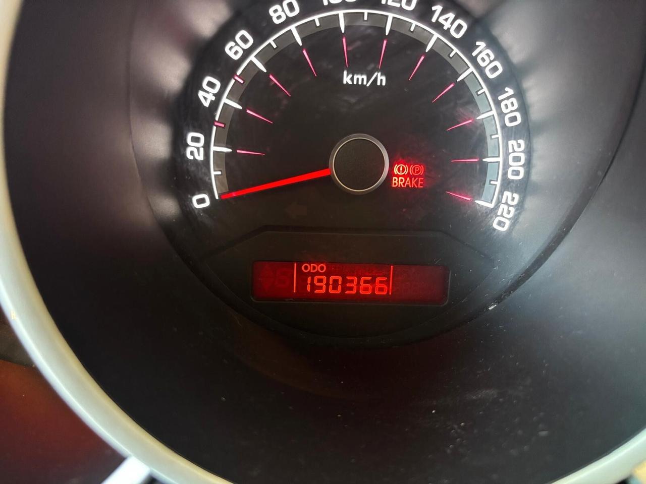KIA VENGA ANNO 2014 BZ GPL 1.4 ADATTA NEOPATENTATI KM 190 MILA
