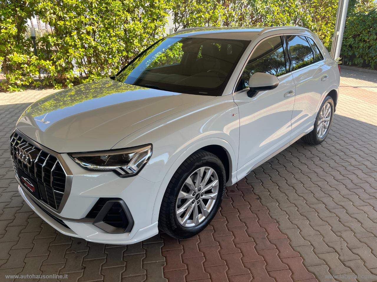 AUDI Q3 35 TDI quattro S tronic S line edit.