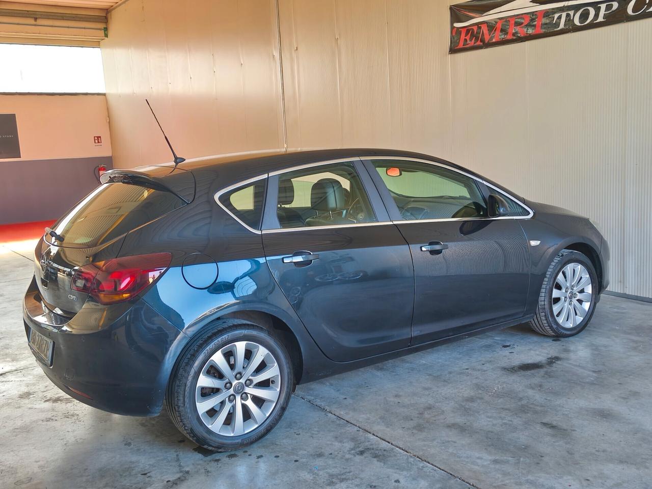 Opel Astra 1.7 CDTI 110CV 5 porte