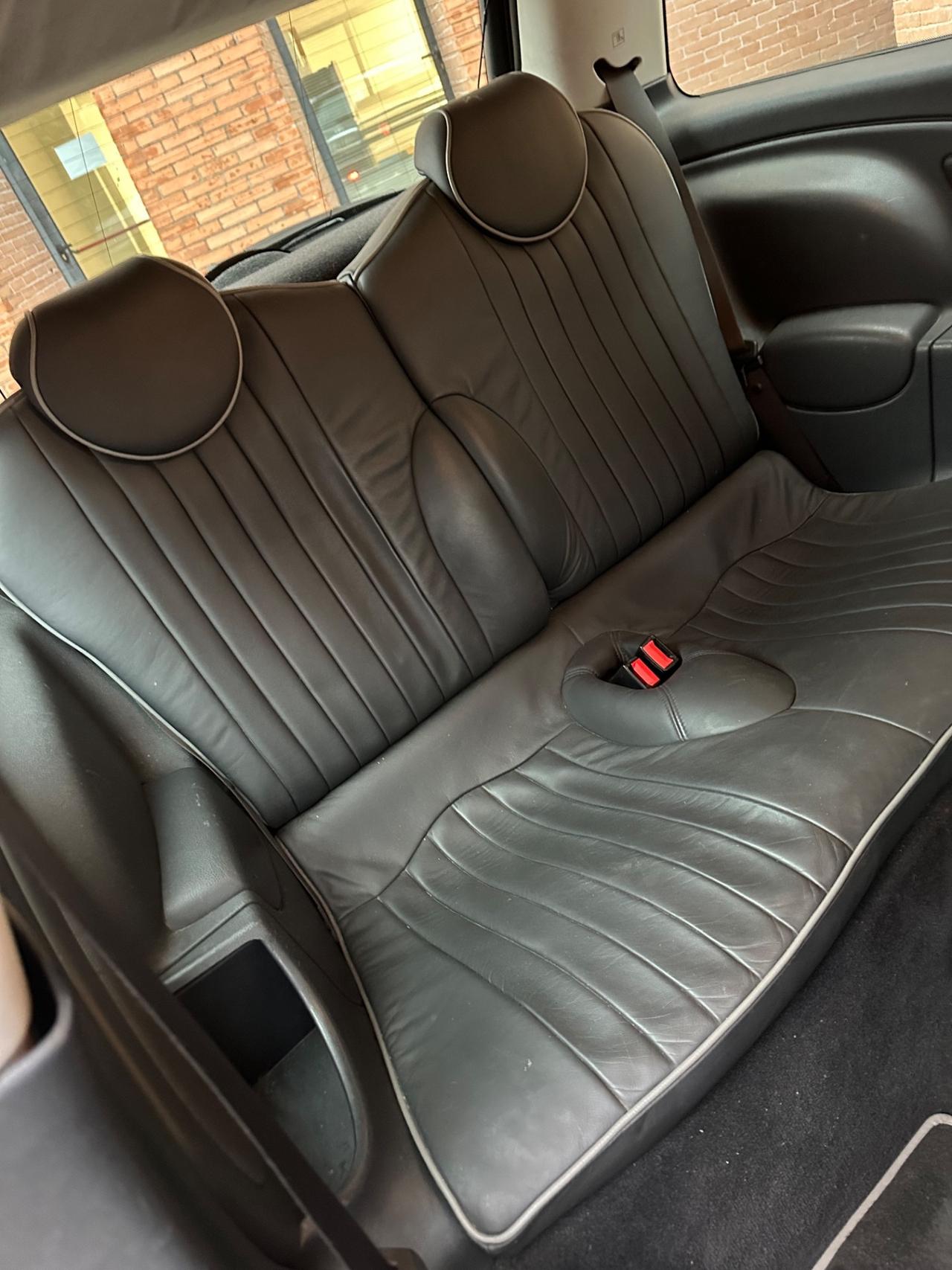 Mini 1.6 16V One Park Lane