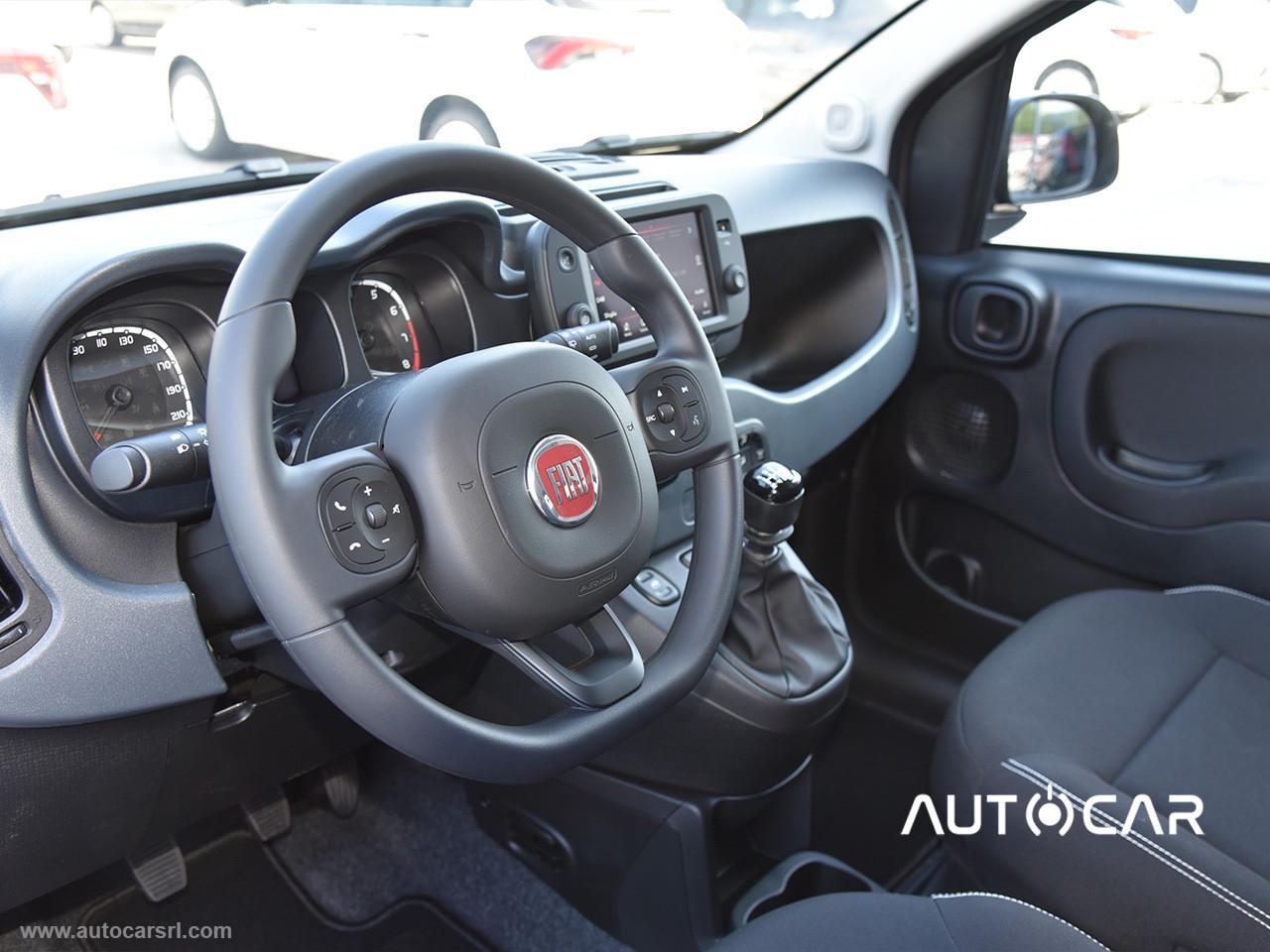 FIAT Panda 1.0 FireFly S&S Hybrid CROSS