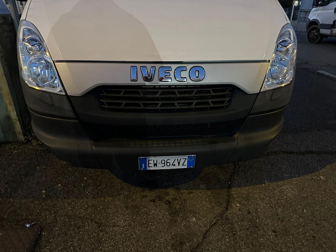 Iveco a telaio ruota singola