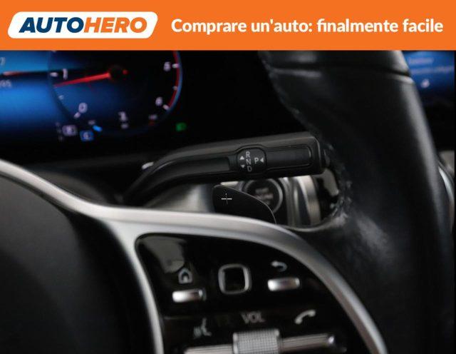 MERCEDES-BENZ GLB 200 d Automatic Sport