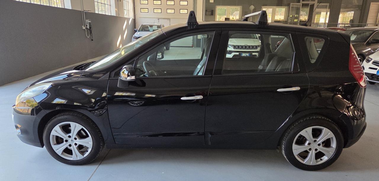 Renault Scenic Scénic X-Mod 1.5 dCi 110CV Attractive