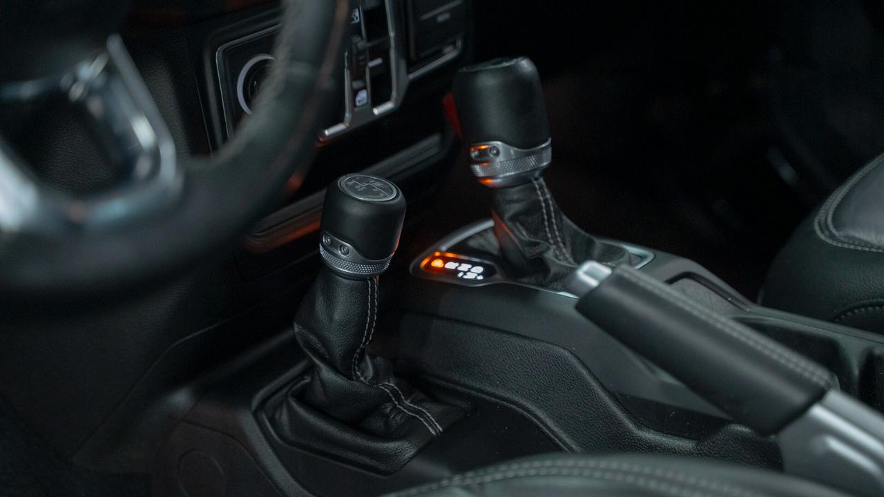 Jeep Wrangler UNLIMITED 2.2 MJT II SAHARA AUTO 200 CV XENO NAVI