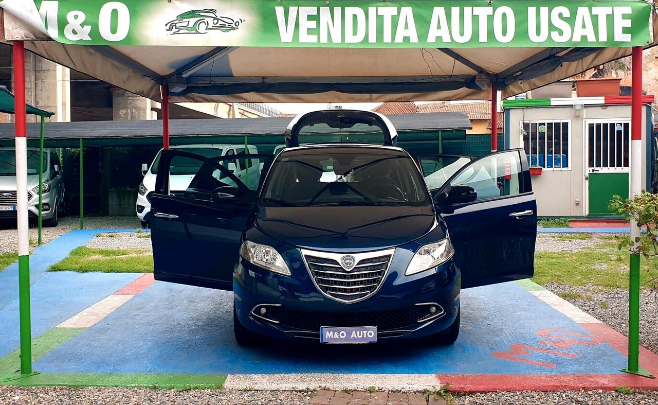 LANCIA YPSILON 1.2 BENZ/G.P.L BOMBOLA. VALIDA 2035