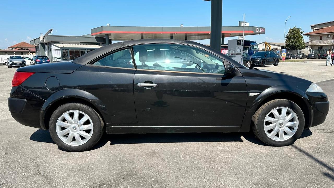 Renault Megane Mégane C-C 1.9 dCi/130CV Dynamique KM CERTIFICATI