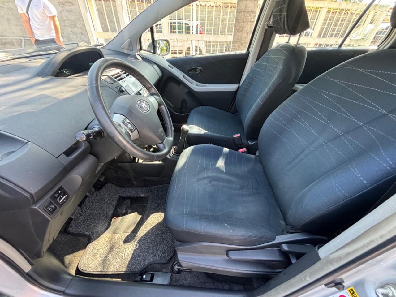 TOYOTA YARIS 1.0 69CV BENZINA