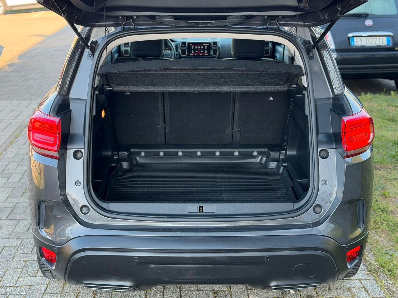 Citroen C5 Aircross BlueHDi 130 S&S Shine AUTOCARRO PER TRASPORTO DI COSE. USO PROPRIO