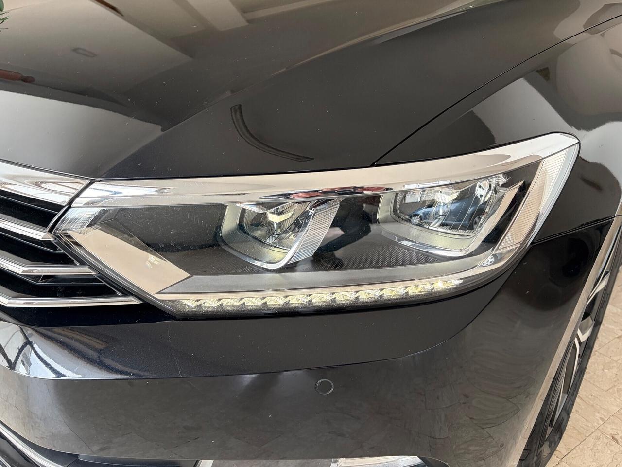 VOLKSWAGEN PASSAT VARIANT 2.0 TDI DSG EXECUTIVE