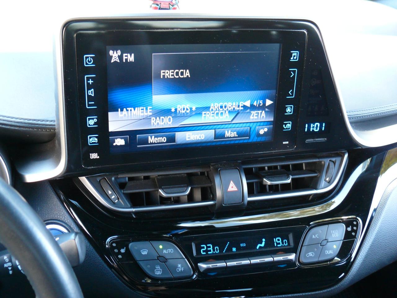Toyota C-HR 1.8 Hybrid E-CVT Style (M1317)