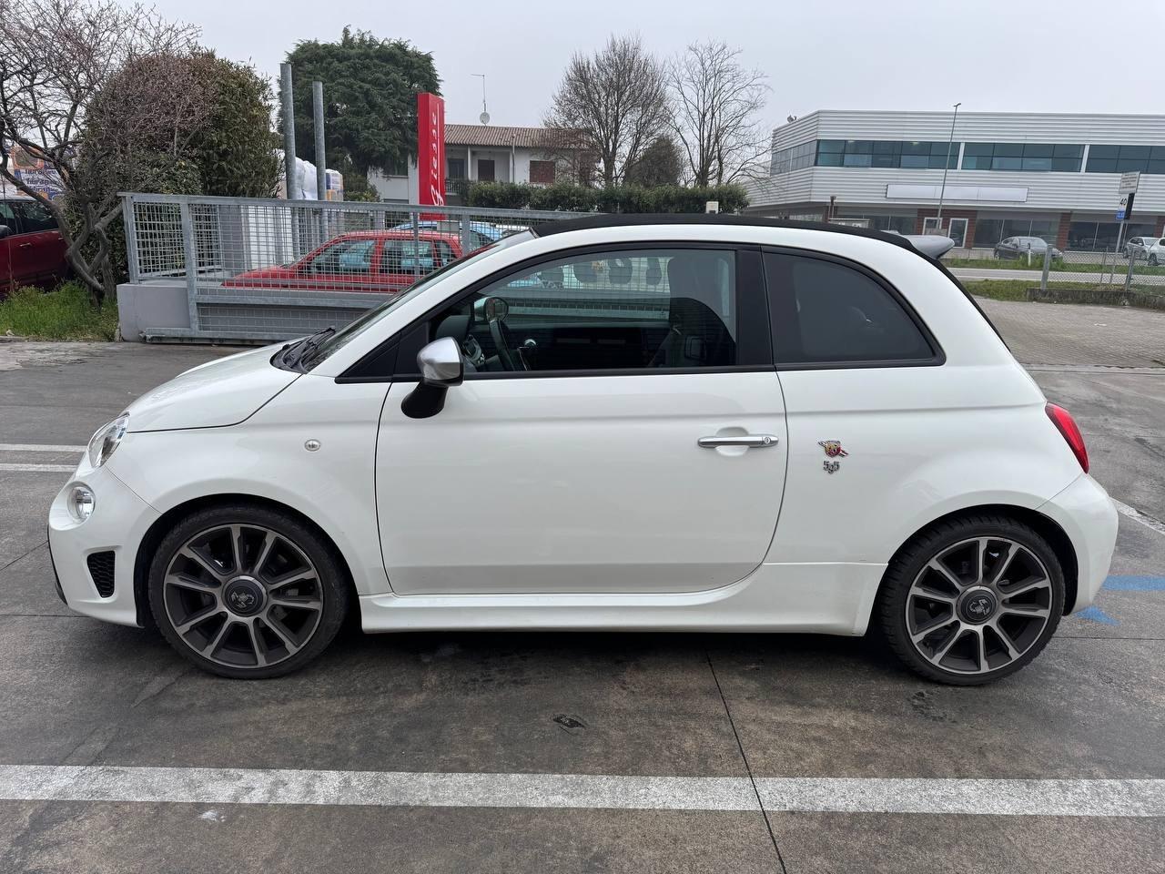 Abarth 595 C 1.4 Turbo T-Jet 165 CV Turismo CABRIO