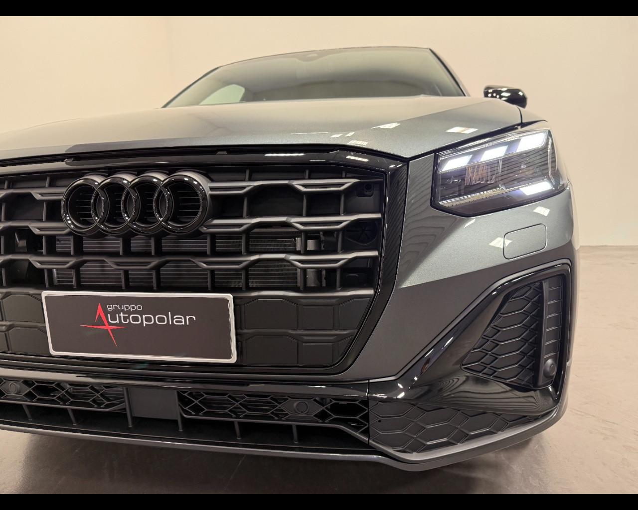 AUDI Q2 35 TDI S-TRONIC IDENITITY BLACK