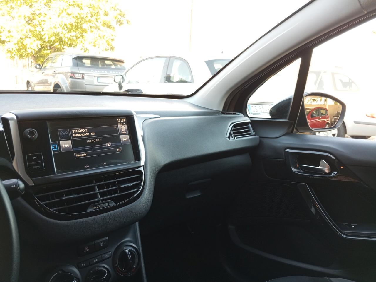 Peugeot 208 1.4 HDi 68 CV 5 porte Active