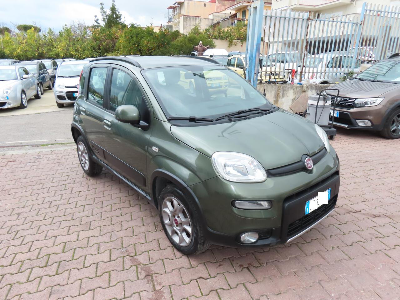 FIAT Panda Twinair BENZ. 4X4 TREKKING EURO 6 2014