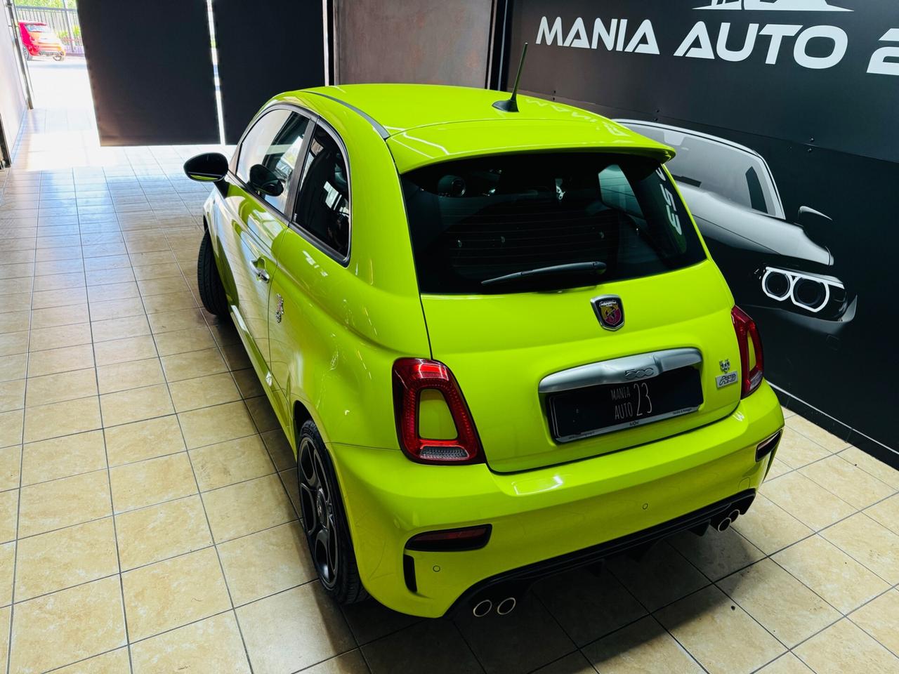 Abarth 595 1.4 Turbo T-Jet 220 CV Pista*9000 KM*