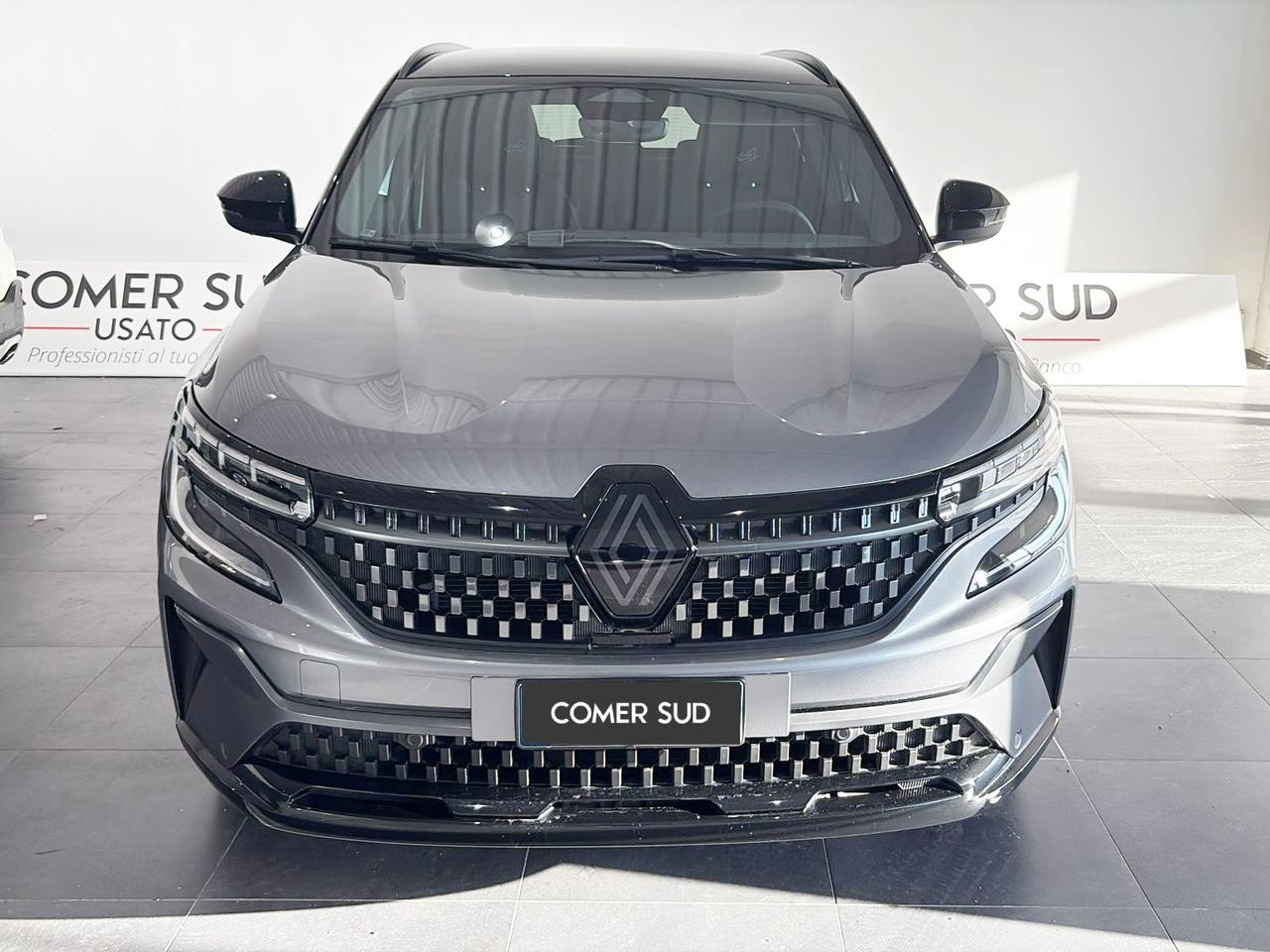 RENAULT Austral 2023 - Austral 1.2 E-Tech full hybrid Iconic Esprit