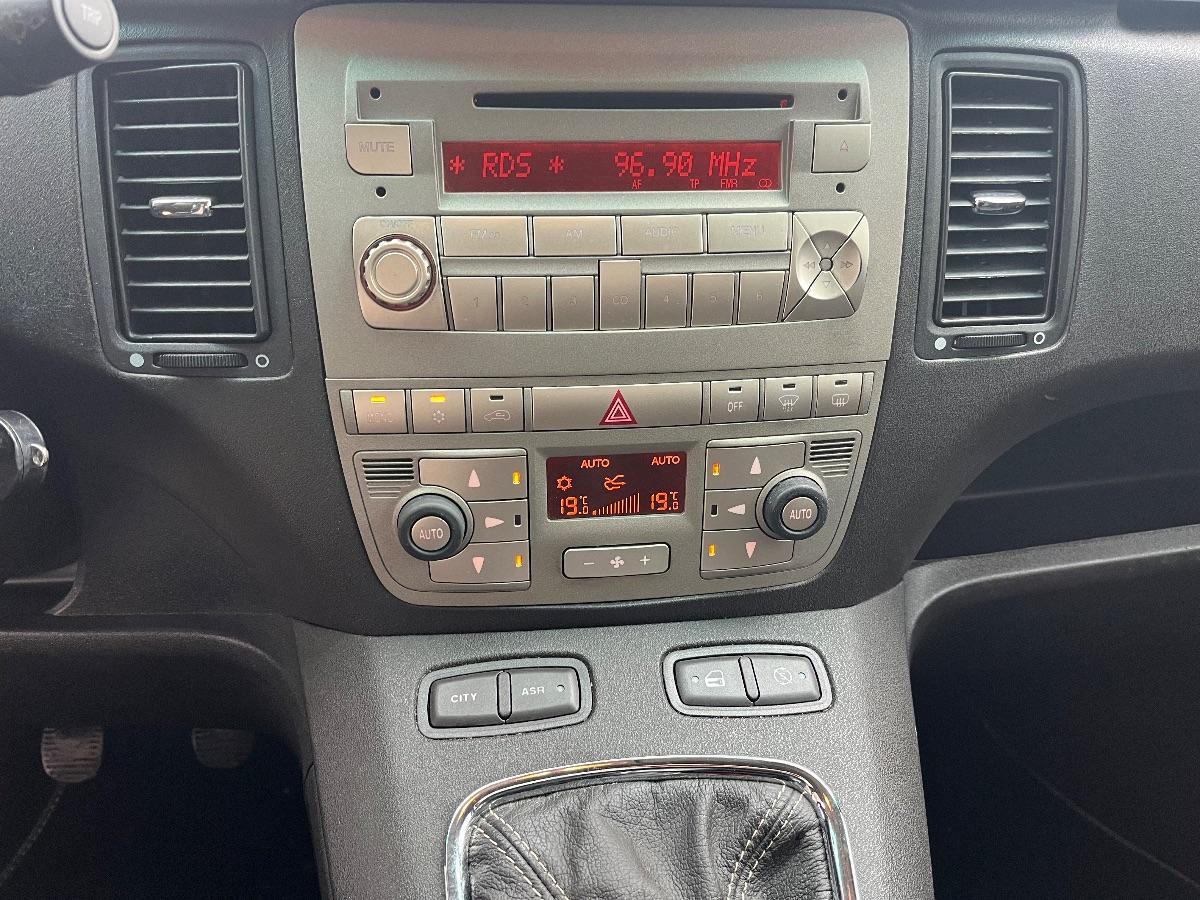 LANCIA Musa 1.4 16V EURO 5 S&S Oro Plus