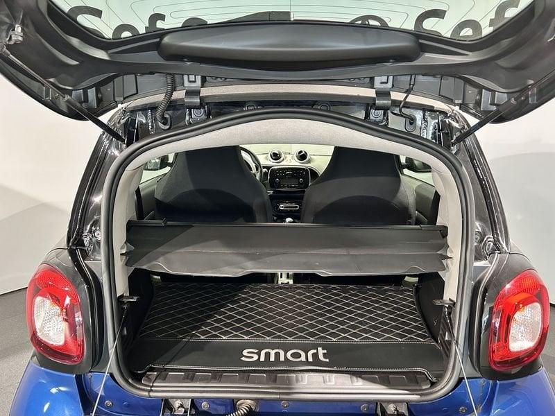 smart fortwo Fortwo 1.0 71 cv Twinamic Youngster