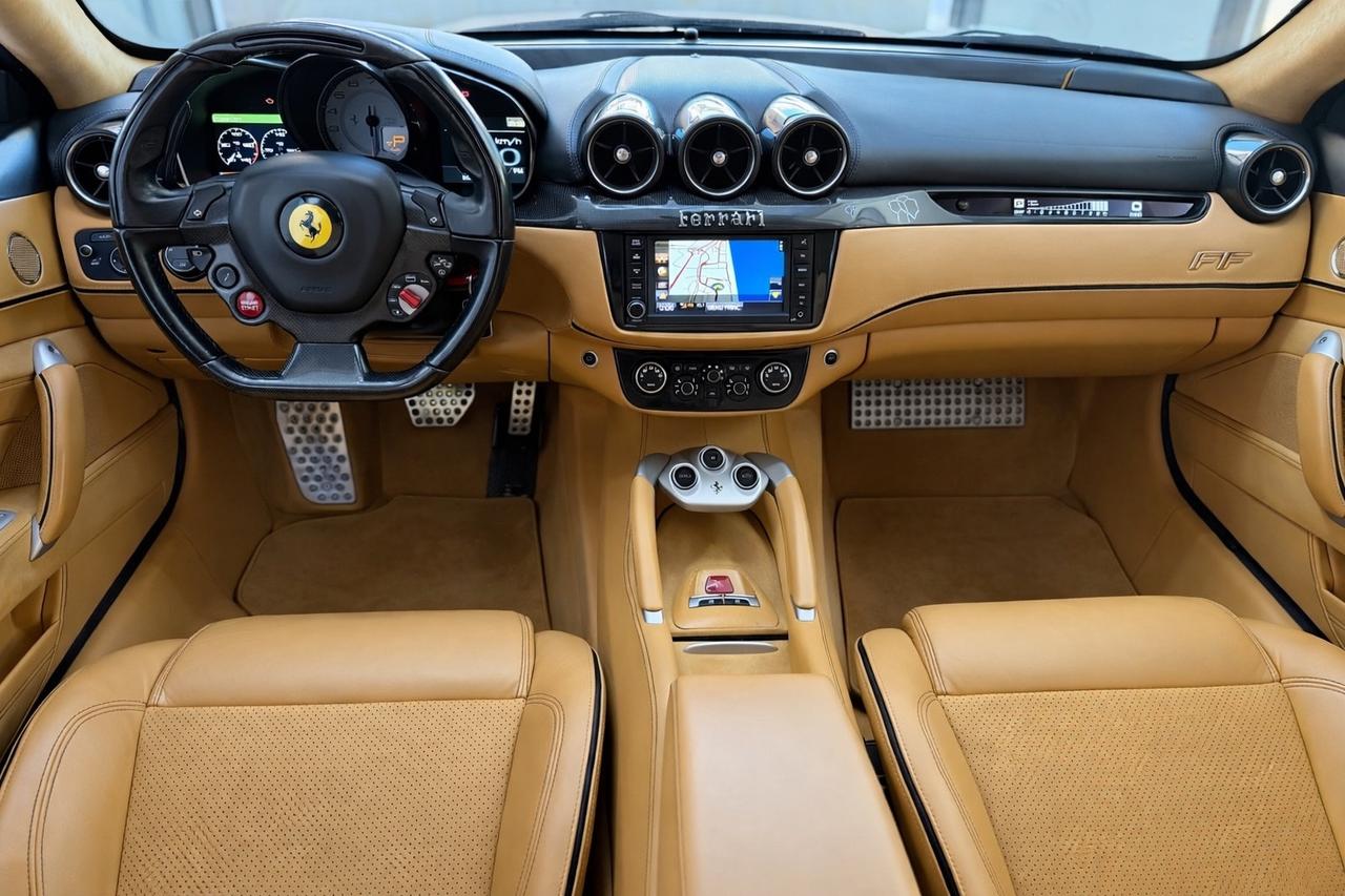 Ferrari FF 2012 Tailor Made – Full Optional – Bianco Perla – Tagliandi Ferrari