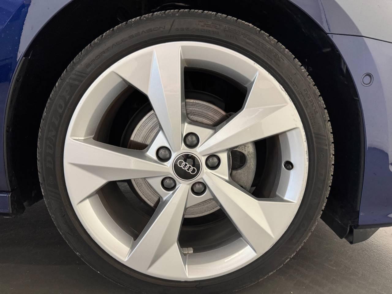 AUDI A3 SPORTBACK 30 TDI S-TRONIC S-LINE EDITION