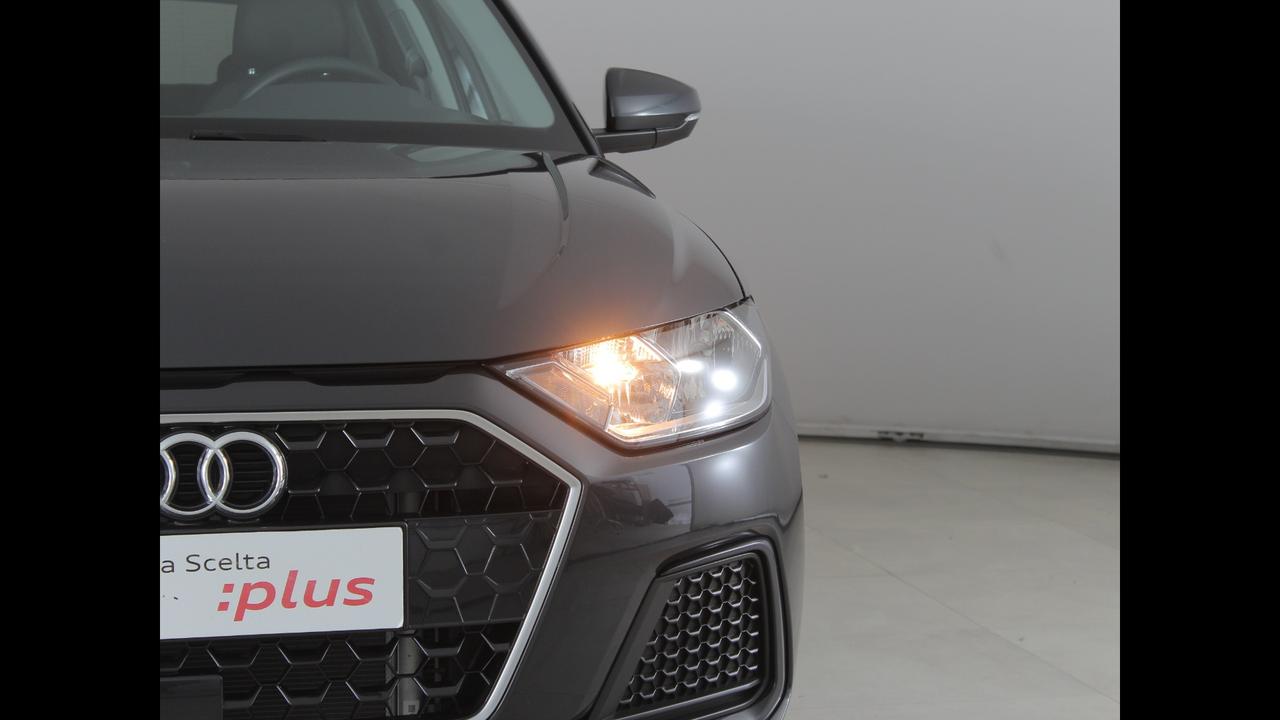 AUDI A1 II 2019 Sportback - A1 Sportback 25 1.0 tfsi s-tronic