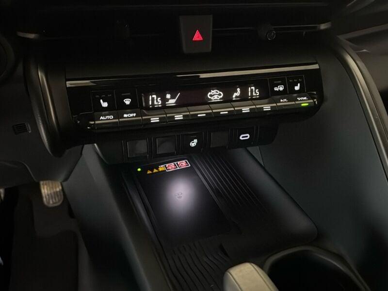 Toyota C-HR C-HR 2.0 HV Trend