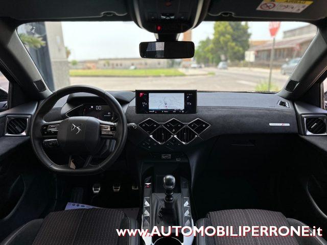 DS AUTOMOBILES DS 3 Crossback BlueHDi Performance Line (LED/Navi/APP/1prop)