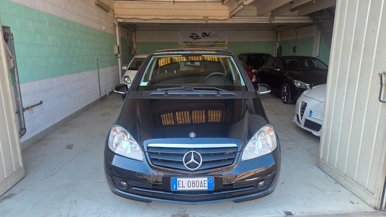 Mercedes-benz A 160 BlueEFFICIENCY Elegance UNICO PROPRIETARIO