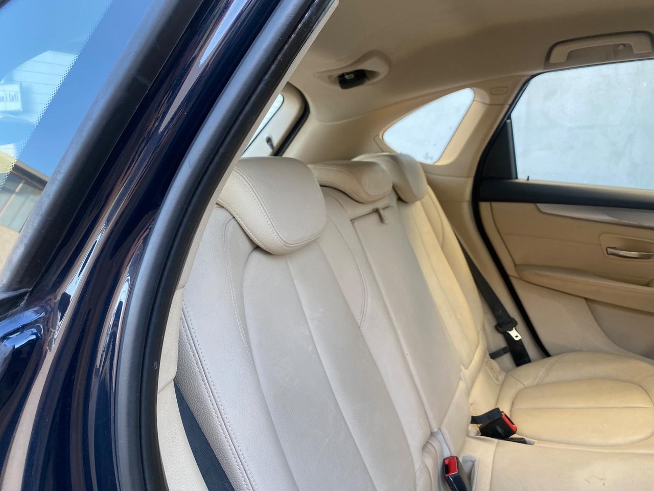 Bmw 218 218d berlina Advantage luxury