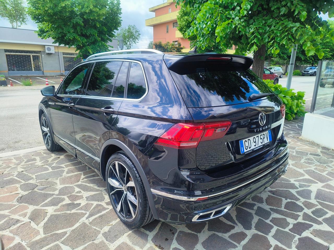 Volkswagen Tiguan 2.0 TDI 150 CV SCR DSG R-Line