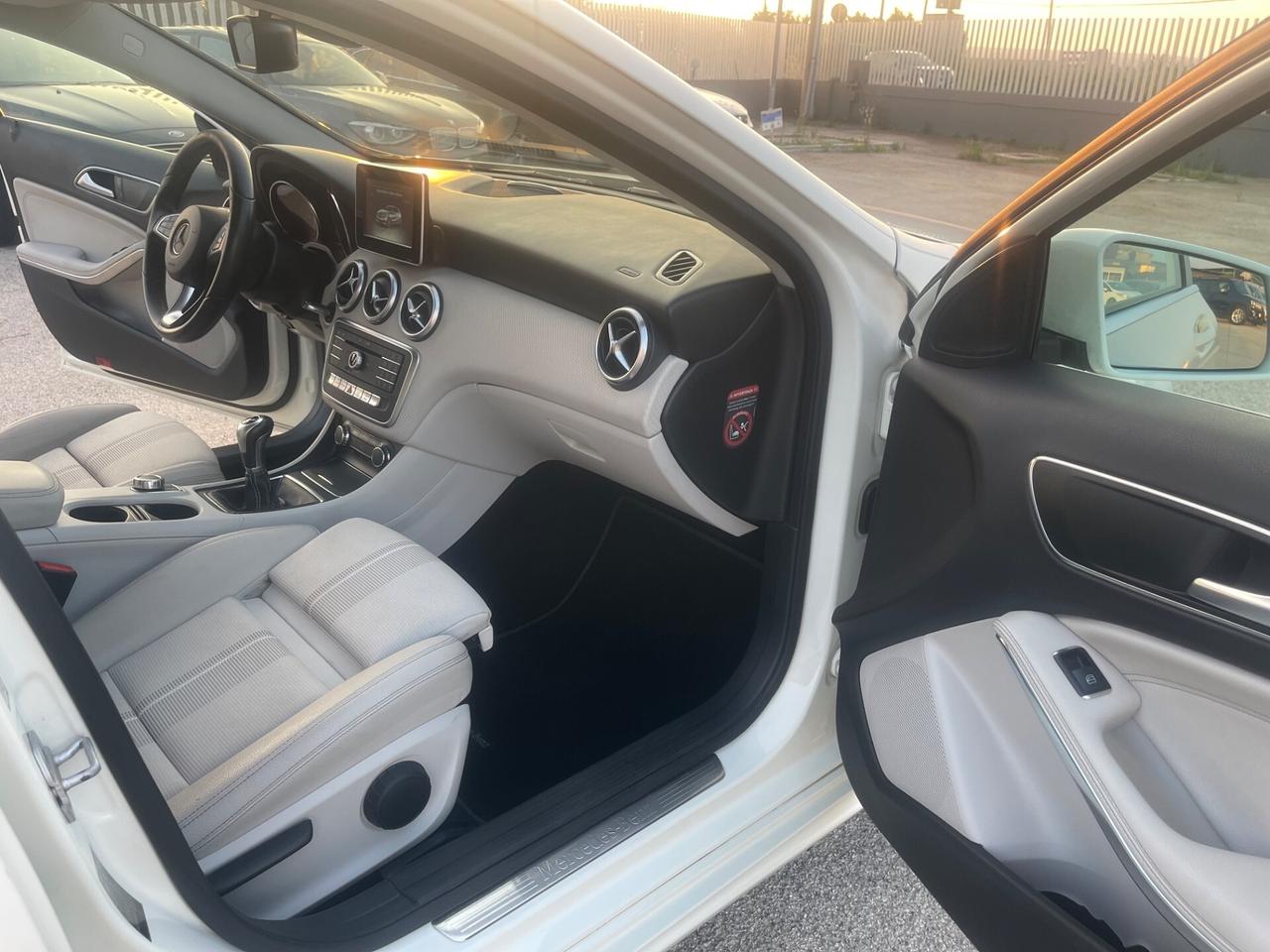 MERCEDES A 180 CDI 110CV SPORT EDITION FULL MY17