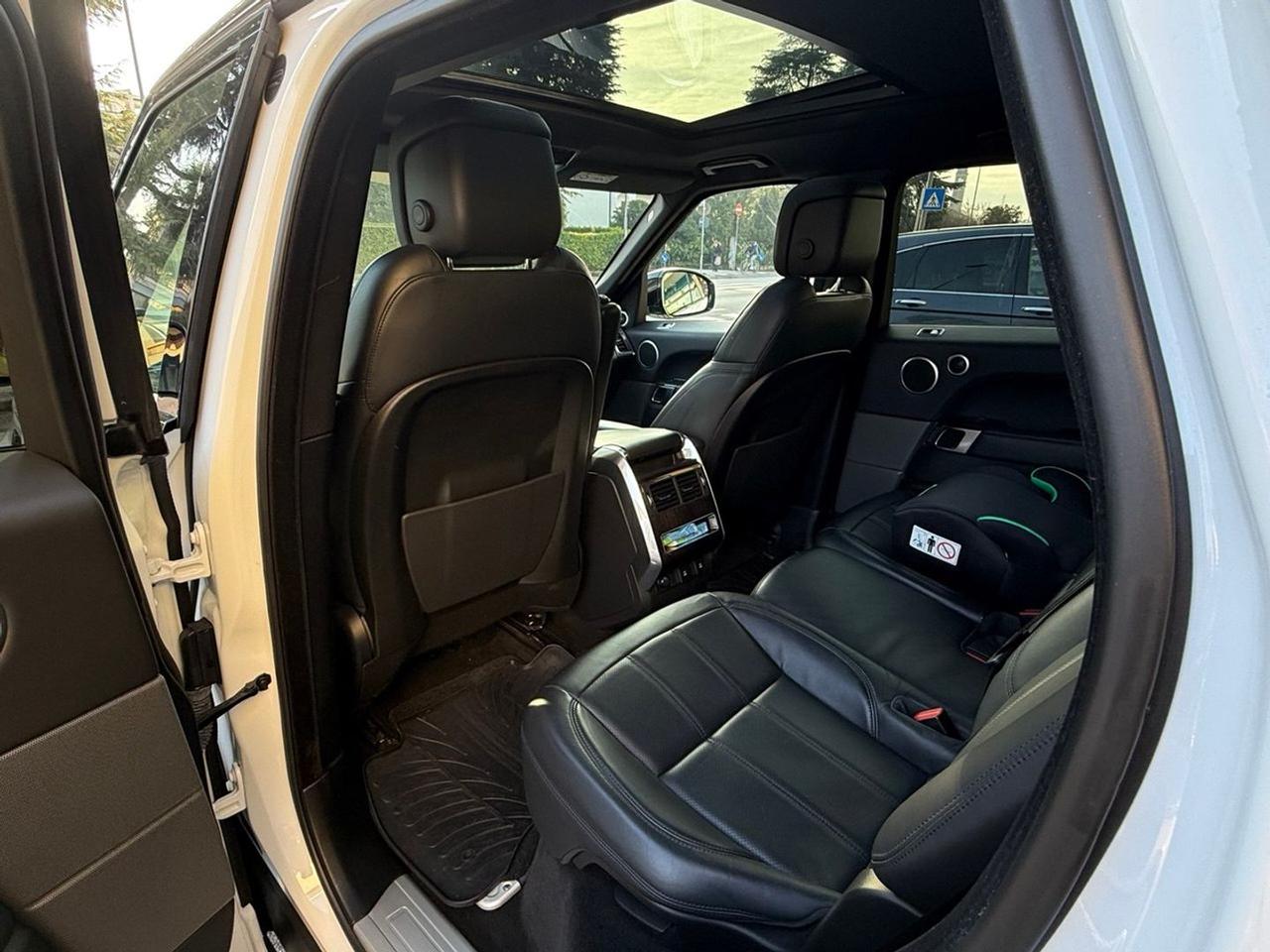 Land Rover Range Rover Sport 3.0 SDV6 #8328