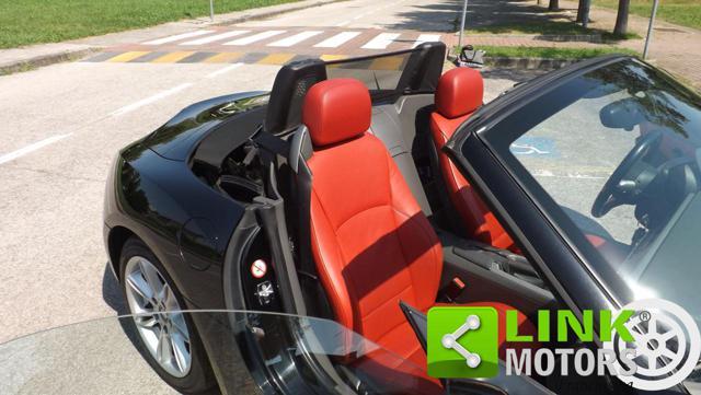 BMW Z4 ( E85 ) 2.2i roadster con interni in pelle rossa