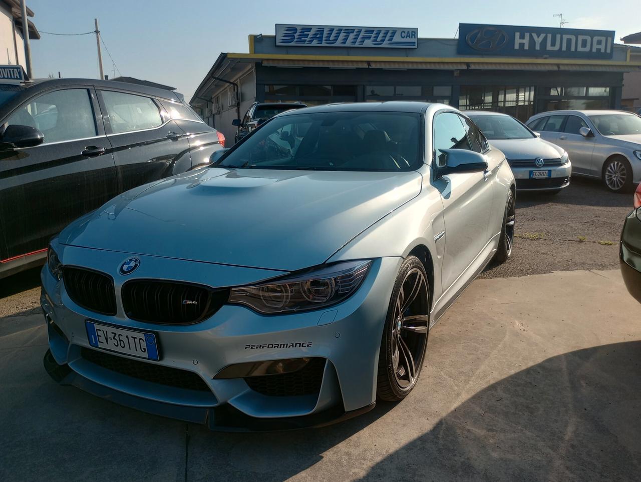 Bmw M4 DKG, Akrapovic