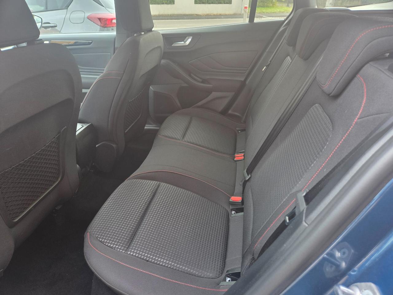 Ford Focus Hybrid 125 Powershift SW ST-Line - 2021